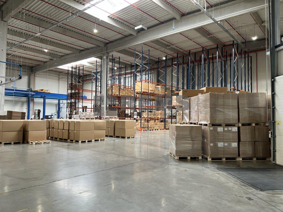 Spatiu industrial de inchiriat la 7673 EURO ID: P8487